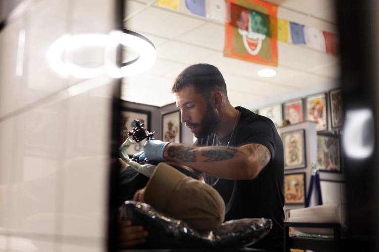Tattoo Piercing Stüdyo Randevu Yazılımı